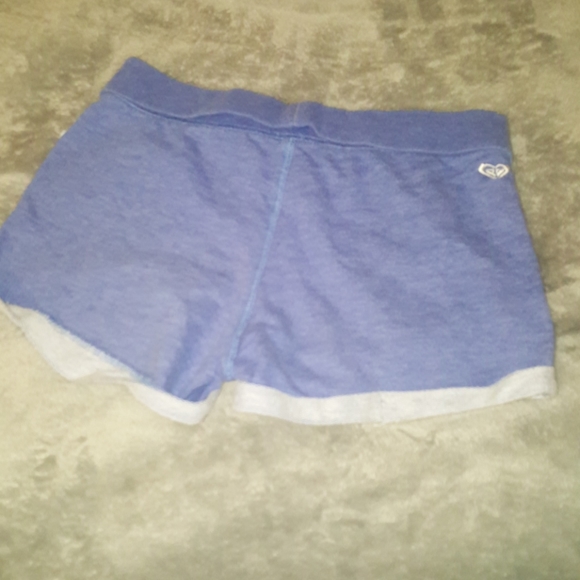 Girls Roxy Shorts - Picture 2 of 4